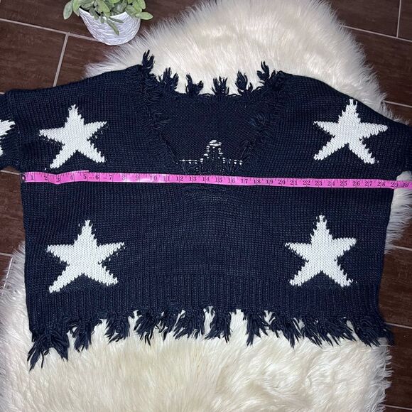 Storia Navy/white distressed star sweater sz small - Picture 10 of 10
